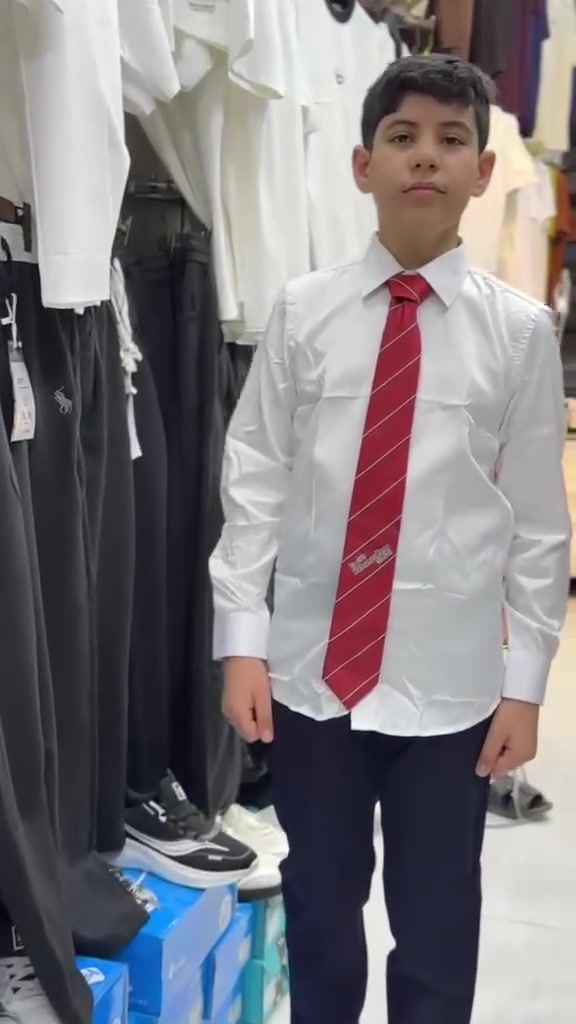 🎒📚 الزي المدرسي وصل 😍🔥
كلشي تحتاجه للمدرسة موجود يم مجمع حسين الأشقر
موديلات مرتبة، قياسات متنوعة وأسعار مناسبة 👌
تعال يمي داخل القيصرية، شوف بعينك وتدلل ❤️
📞 ***********
📞 *********** واتساب
#مجمع_حسين_الاشقر #الزي_المدرسي #ملابس_مدرسية #الموسم_الدراسي #قاهر_الأسعار
