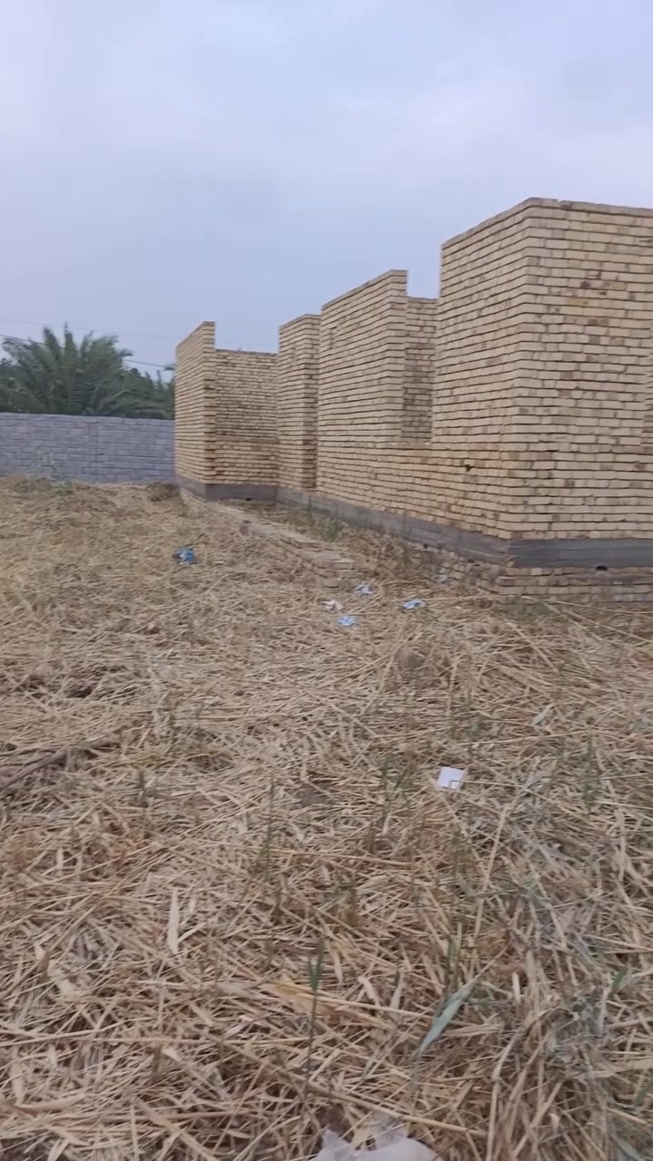 هيكل ما مسقوف • ٤٠٠م • حي الكوفه