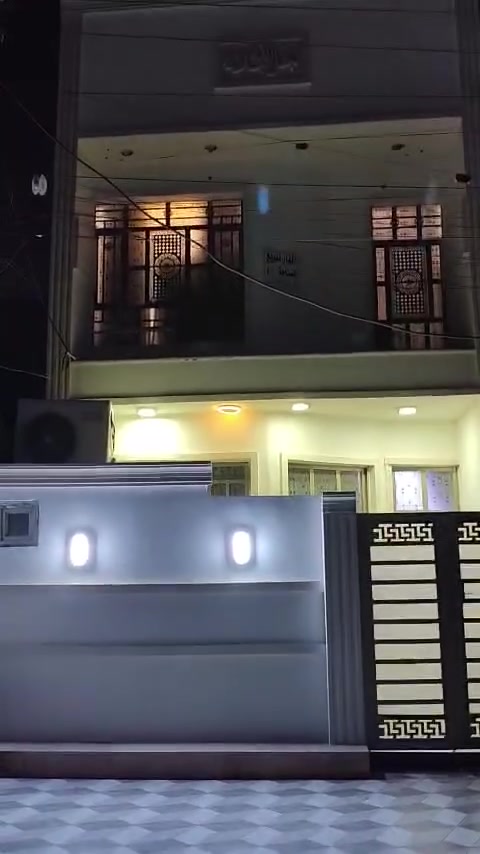 بيت طابقين • ١٠٠م • طابو صرف