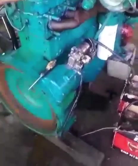 سلام عليكم يوجد محرك كمنز 114 24ولف مكفول من بخار وتنقيص عشغل محرك بلباكيت ***********
