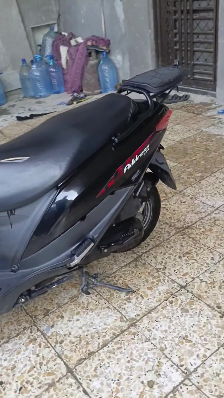 السلام عليكم
¥دراجه للبيع ادرس 
دراجه جديده 
دراجه سريعه وحلوا 
الشراي يتصل أو خاص مفتوح 
‏‪***********‬‏ اتصل
