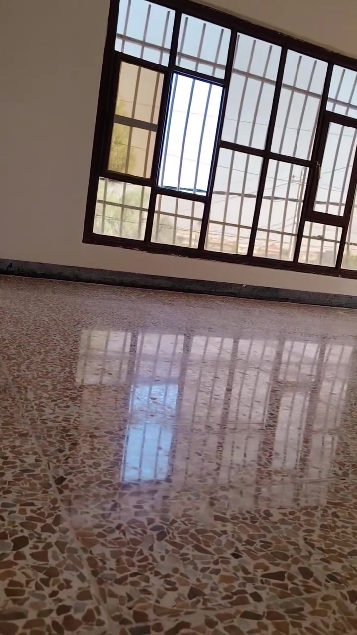 جلي موقعي كاشيتك تعبانة بعدهة اتصل 📲 علا الارقام /***********
جلي نتظيف وتلميع عمل كامل و ابسعار مناسبة 💵  كلي كاشي مرمر كرانيت جميع الارظيات
