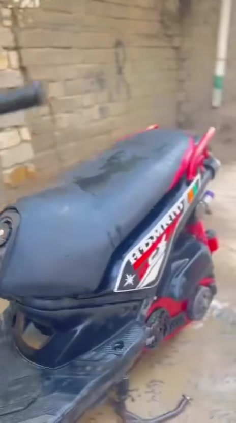 سكنس جبلي رياضي مزود الكلجات ..
الدراجه مابيها شي فقط ولفات مفتوحه
سعرها جوه السوك😅
٧٥٠ للشراي مكاني الناصريه سوك الشيوخ . 
***********
