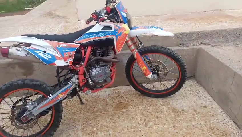CRX300 • شرط • شاصي ومحرك
