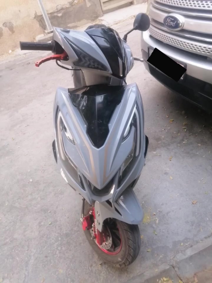 السلام عليكم
دراجه GHOST موديل 2024 
محرك 55cc اقبل مراوس بماكس 
شعندك نزل ***********
