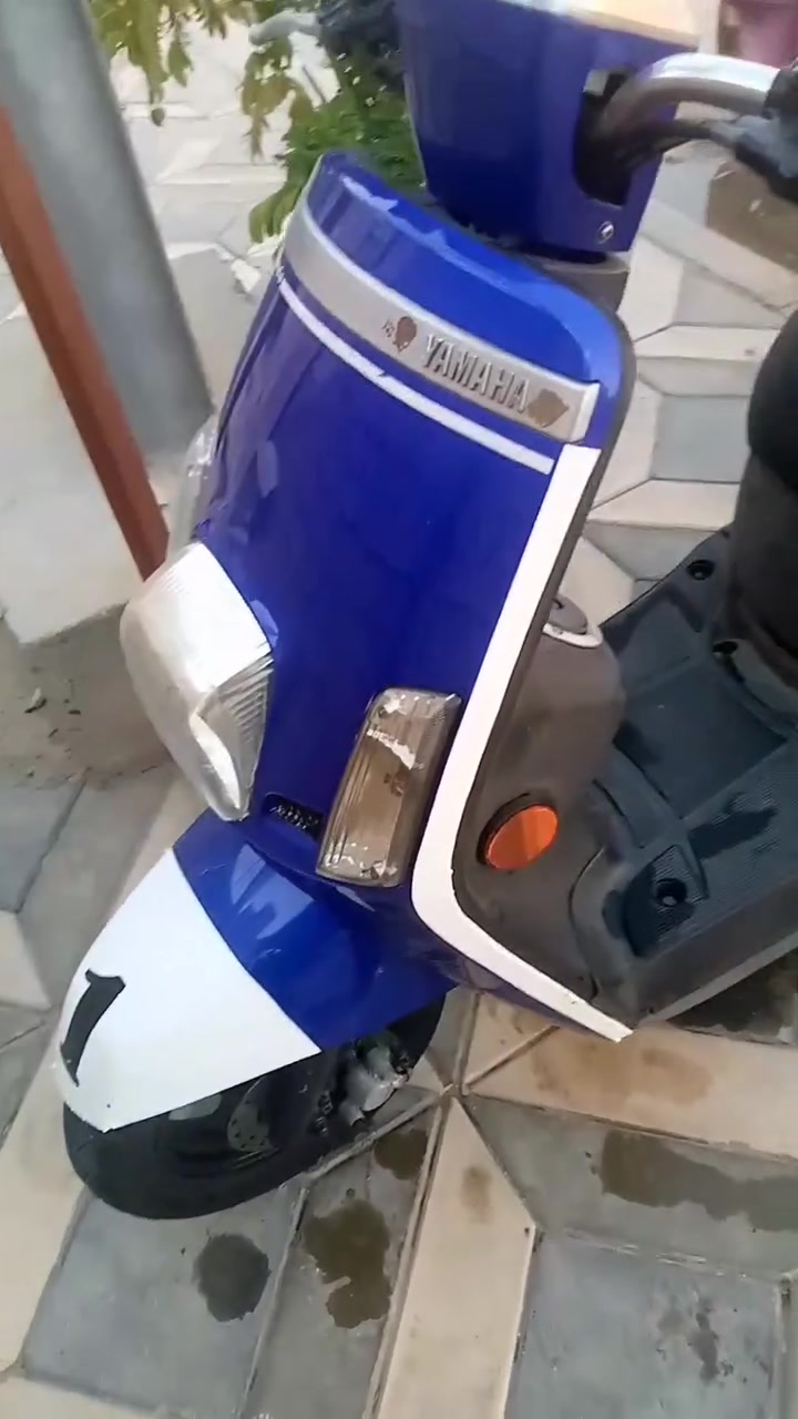 السلام عليكم  دراجه بوليس مصطره حاويه صاله من طلعت كلت شر دراجه حلوه تمشي خير من لله سعر مليون وربع بيه مجال مكان كرمت بنسعيد اذه رقمي *********** بي وتساب
