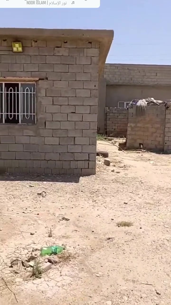 السلام عليكم  بيت للبيع 625 متر البناء 150 بها ربعه خارجيه وحديقه الموقع كركوك الحولي قريه السلام سعرها 22 وبها مجال. *********** ابي مجال
