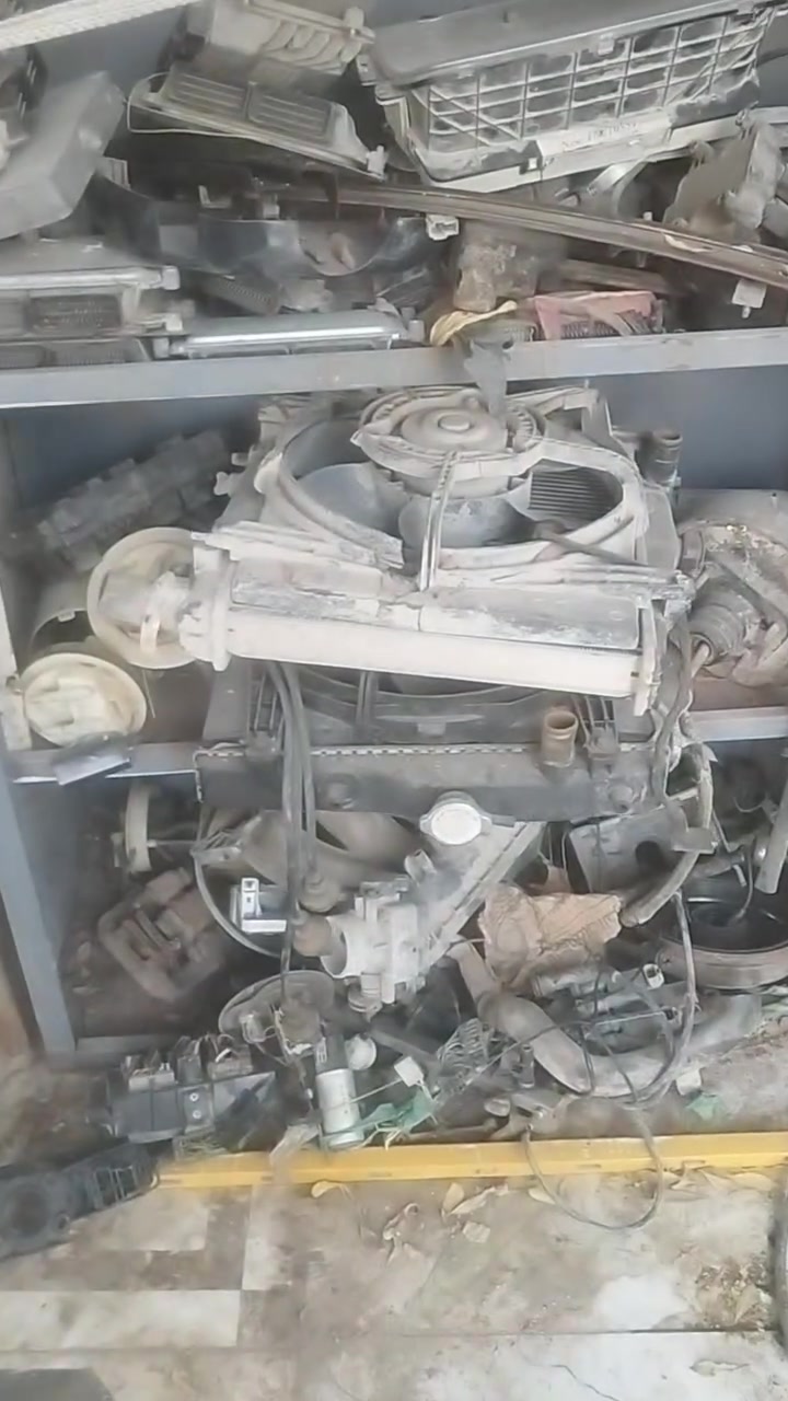 تفصيخ بيجو بارس وبيجو 405كير ومكينه سايبه وحداديه كامله موجوده بلبصره شراي يجي خاص *********** كير سايبه 160كفاله ضمان اسبوع كير بيجو بارس وسمند 200شرط وضمان
