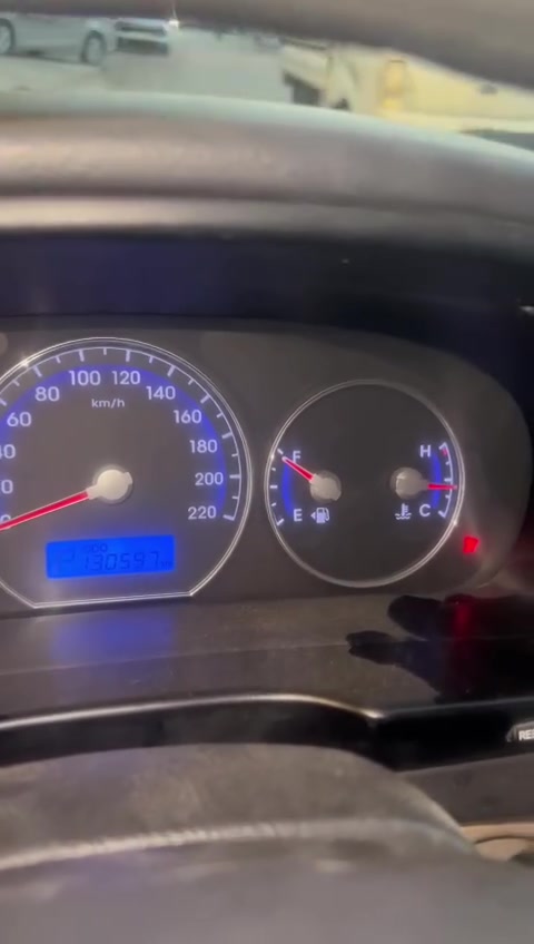 سانتافي ٢٠١٢ خليجي للبيع
محرك 3500  / 6 سلندر
ماشية 130000 
موجودة في بغداد المشتل 
للاستفسار أكثر الاتصال على الارقام أدناه 
‏‪***********‬‏
‏‪***********‬‏
