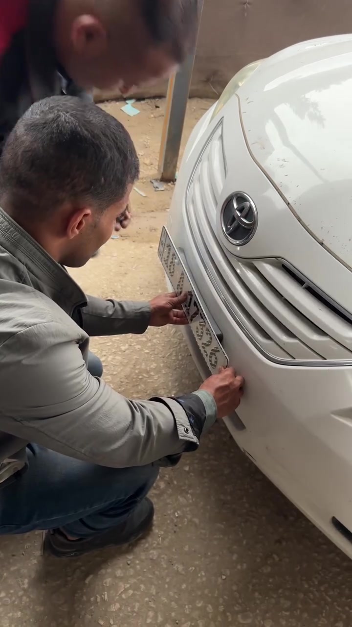 كامري موديل 2008 خليجي صبغ جاملغ الأيسر الخلفي و الدعاميات فقط رقم جديد مشروع وطني بأسمي 
السيارة جانيها منذ 2012 
105 ورقة 
***********
