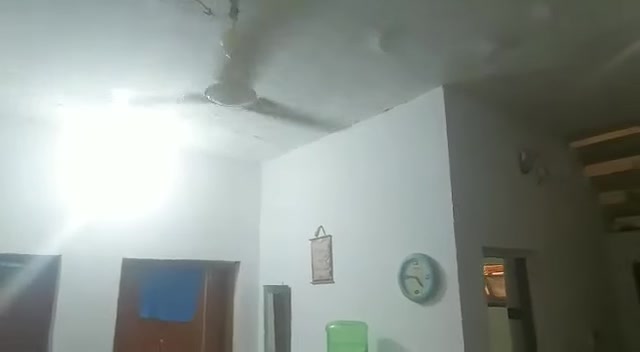 دار للبيع 
أم الخيل الثانيه 
قرب المشاتل مقابل هايبر
بغداد٢فرع ٣٠٠م ٣نوم وصاله واستقبال ومطبخ 
رقم العقار ٤/٢٣٢مراجعة مكتب نزار للعقار ***********
