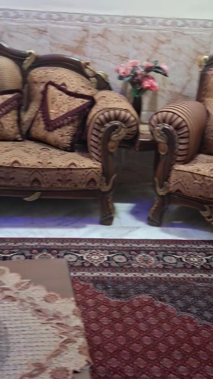 السلام عليكم تخم ١٠ مقاعد وجربايه ام النفر مكان حي الحسين ***********
