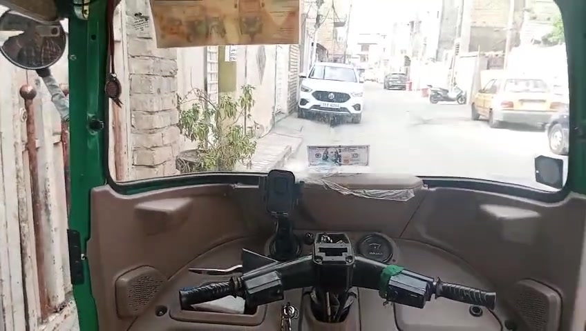 السلام عليكم تكتك موديل 21البيع رايدة ب 9و800الف ستفسار عله هاذة رقم واني خادم ***********خادم الطيبين ،