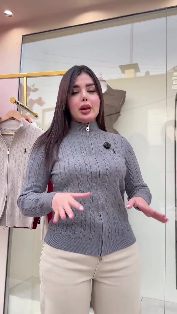 ملابس • للبيع