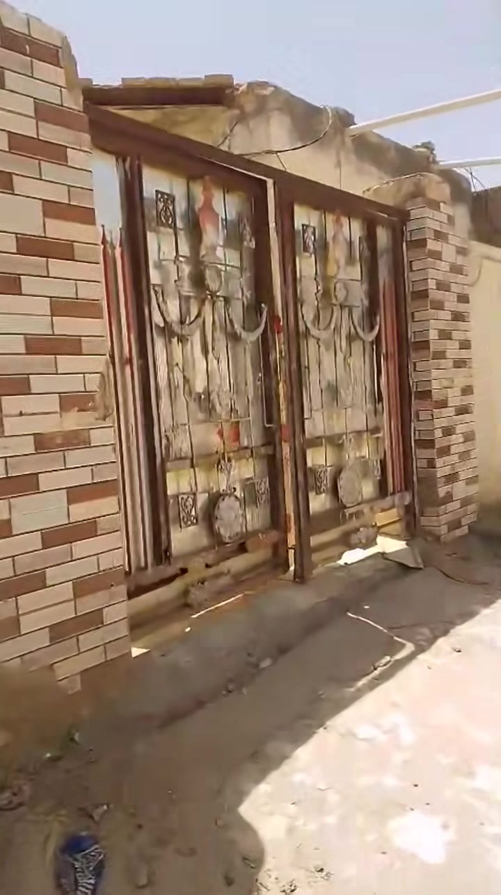 🚨 بيع مستعجل جدا جدا جدا

بيت للبيع زراعي 
مساحة 200م بناء يحتوي غرفتين ومنور وصلة جبيرة ودوانية ومطبخ وصحيات

كامل الخدمات ماء ومجاري و كهرباء و الشارع مشمول بالتبليط ونت ضوئي 

الموقع /السديناوية حي الرحمن مقابل مثلجات الملاك

للاستفسار *********** يتوفر واتساب
https://chat.whatsapp.com/DAUdXFm5YqX38v3lRTvPuk
