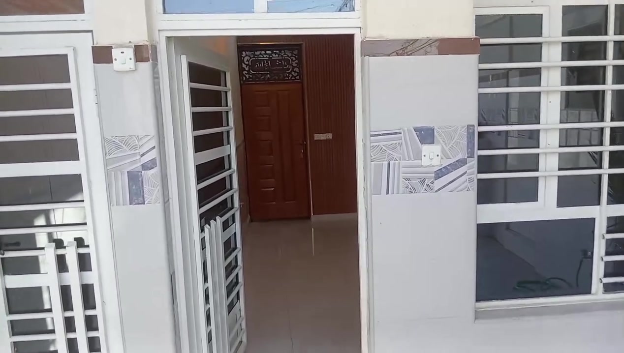 *********** الرقم واتس
الإيجار مشتمل 100م

