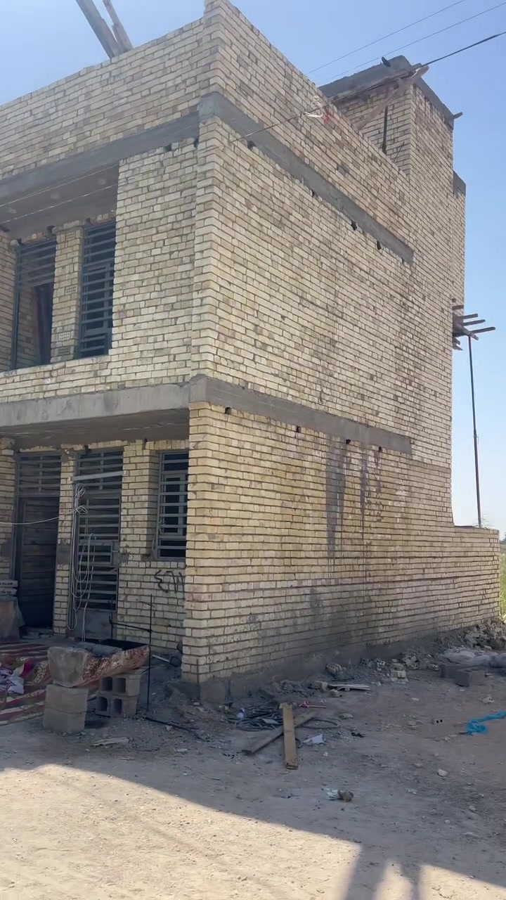 السلام عليكم هيكل للبيع  مساحه 50 متر واجهه 5 ونزال 10 

الطابق الارضي ' صاله ومطبخ مع الخدمات 
الطابق الثاني ' غرفه سويت -غرفه ثانيه 
الطابق ثالث ' غرفه جبيره مع بيتونه 
موقع نهاية شهداء البياع منطقة شاخي 6 
زراعي قرار 117

‭***********‬
