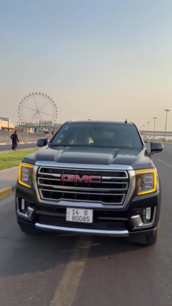 ‏سلام عليكم جيمس SL T موديل 24 مكفوله من كل شيء حتى من زلغ جديدة بمعنى كلمة رقم بصره ماشية 25 كيلو متر سعر 52 رقم الهاتف ***********
