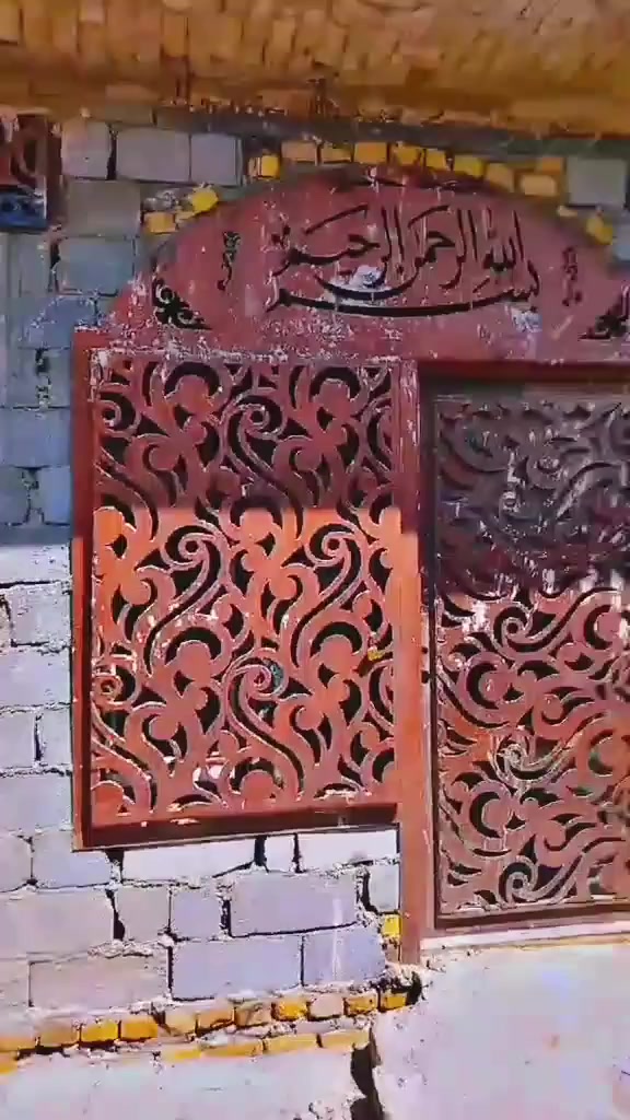 بيت للبيع مساحه 120 متر خلف جامع الخزاعل البراكية شارع المعمل التواصل واتساب *********** مستعجل على البيع جدآ يحتوي على استقبال 8 متر في 4 صالة 6 نص في 4 مطبخ 3 في 4 نص غرفة نوم 4في 5 غرفة2 مساحه 4 في 5 حمامات عدد 2 داخلي وخارجي بناء رباط كونكريت مسلح إضافة بتلو بناء بلوك الطفيلي الثقيل السطح فرشي مطبك مواصفات بناء درجة اولا مستعجل على البيع كلش والسعر خاص ع الاتصال واتساب أمانه الله ورسولة البيت مال چناي وتعبان علية نقصة ارضية ولبخ بياض فقط سبتتنك كاملة مكملة كهرباء دفن. يعني تصرفلك علية فقط شي قليل؟
