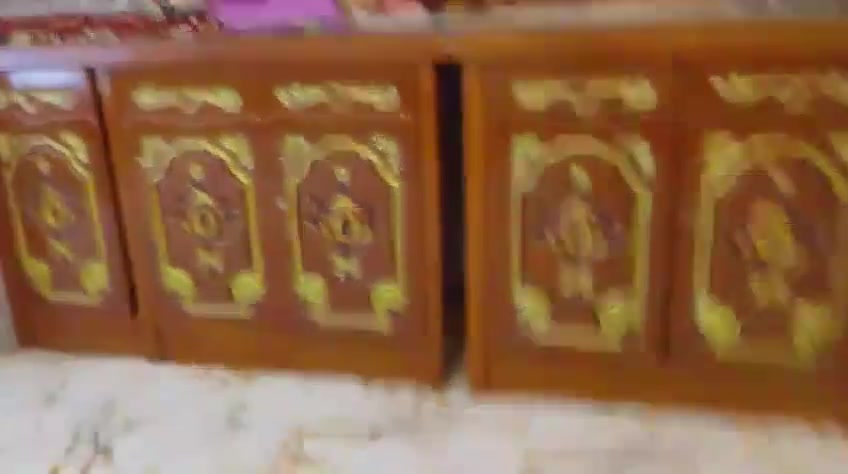 كلمن وسعر ناس عدهم مريض وبعد اكو غراض عدهم للبيع للاستفسار وتساب هذا الرقم *********** مارد خاص راسلو هذا رقم اسعار مناسبه

