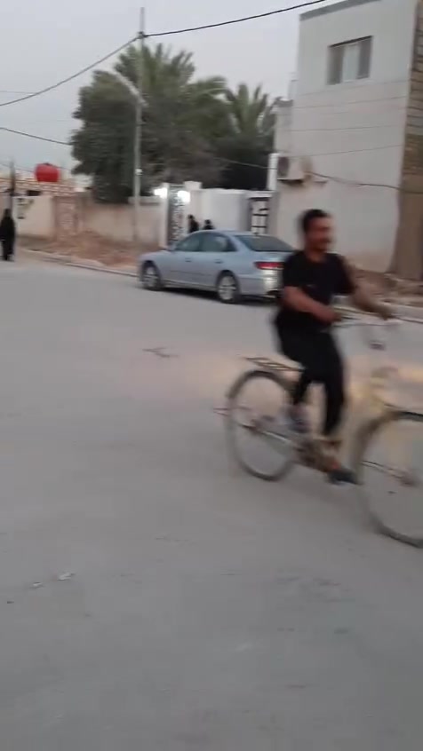 قطعه في حي العسكري الثاني قرب مصور الخالدي المساحه ١٠٥
*********** واتساب
***********

