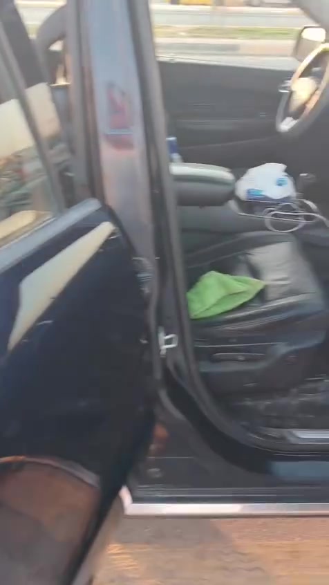 دورنكو ٢٠١٤ جديدة معنا الكلمه فول مواصفات شنو تريد من مواصفات بيها ادامه كامله على سياره
ما بيها نقص بيها كصه جنطه
وشغل درجة أولى أرقام وسنويه شرط الحاسبه على رقم شاصي وسعر وي نضافه مالتها بلاش فقط ٦٦ وبيها مجال ***********
دورنكو ٢٠١٤ جديدة معنا الكلمه فول مواصفات شنو تريد من مواصفات بيها ادامه كامله على سياره
