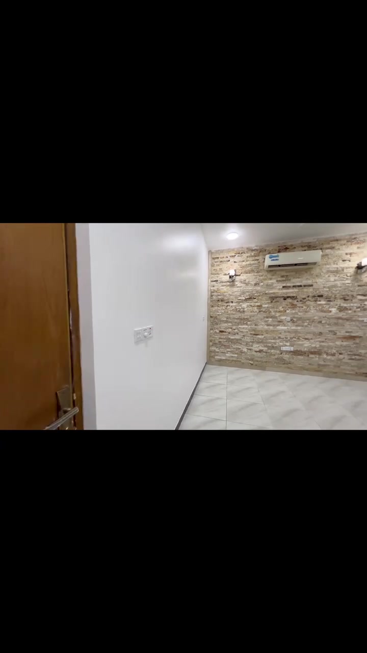 صبغ جدران من شركه جوتن النرويجيه 
الدرجه الاولى ربع لمعه👌🏿
شوفو النتيجه بعد التصليح والصبغ
للاستفسار***********
