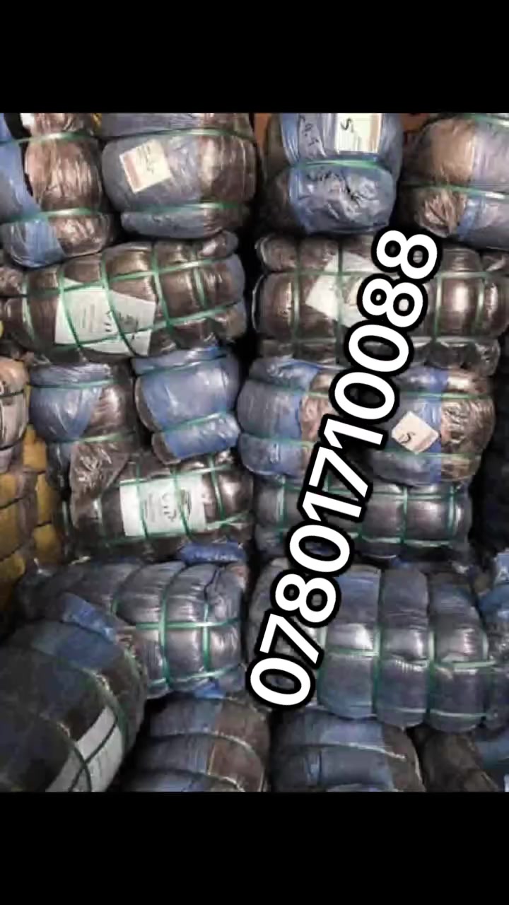 السلام عليكم 
 اصدقائي الاعزاء اهلا وسهلا بكم يوجد بضائع شلعه درجه اولى شتوي جدا رخيصه ورجالي ونسائي اهلا وسهلا بكم ويوجد خدمه توصيل كافه المحافظات والاستفسار على الواتساب 
***********
