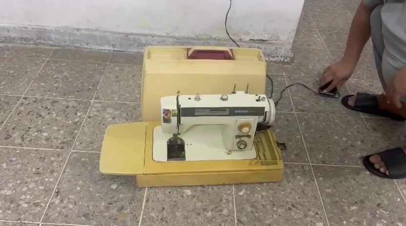 ماكينة خياطة • براذر • معدنية