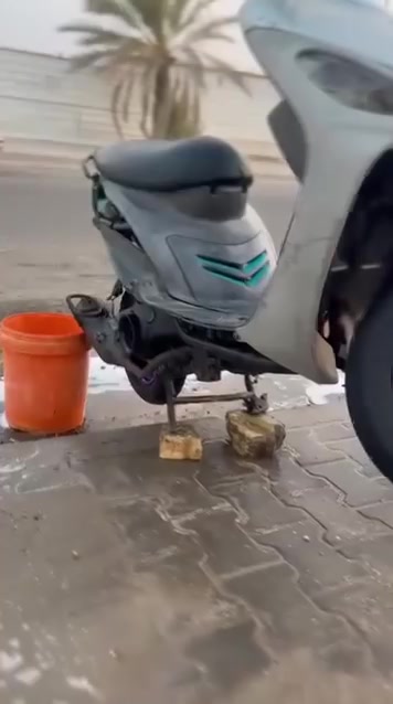 سلام عليكم دراجه للبيع قجمه شوته 49 مفتوحه مرا وحده السعر 550 وبيه مجال  ***********
