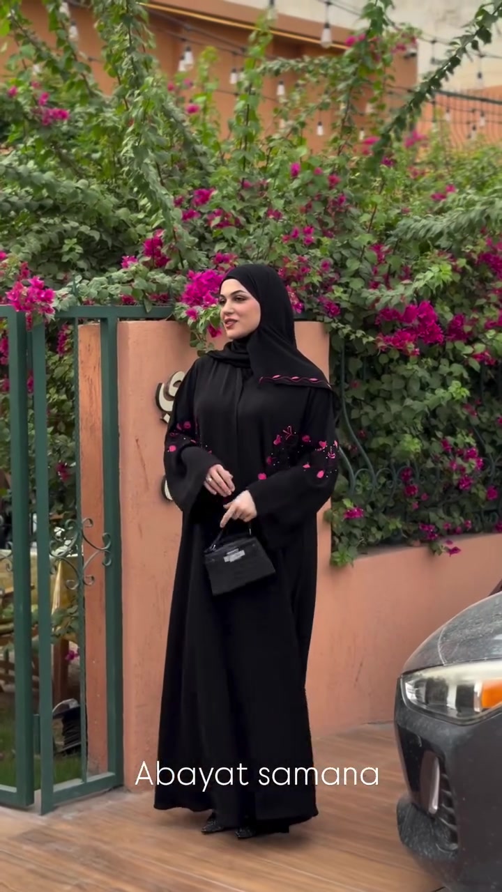 عباية بيج • جرجيت كوري • مقاسات ٥٢،٥٤،٥٦،٥٨