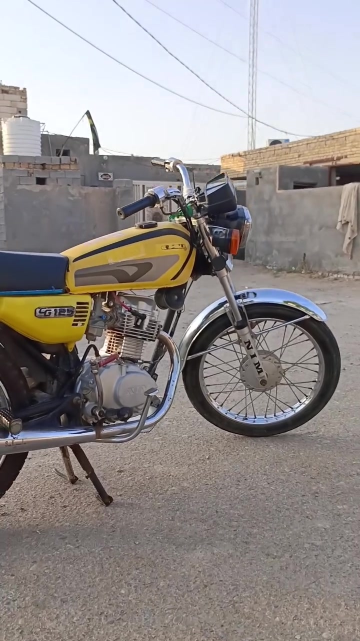 السلام عليكم 
دراجه للبيع اوراق اصولي موديل 21 السعر 650
المكان الشطره
***********
