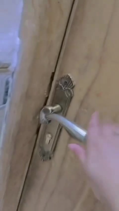 حي الخطيب • قرب صورة الشهداء • ٢٠٠م