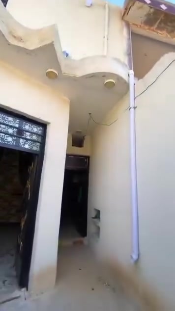 دارللبيع زراعي سند ( 25  ) 
                 (   بس نورنا بتعليقك    ) 
المساحه (  100 ) متر بناء مسلح طابقين  يحتوي على استقبال ومطبخ وصاله وغرفتين نوم  وصحيات 
العنوان ميسان دور النفط الفرع الثاني من السيطرة 
وتطلع كبل بستان سيدعباس 
السعر  (  75  ) مليون 
📞 للاستفسار أكثر:       ***********
          مكتب عقارات الساعدي ميسان العمارة
         (( بادرة اولاد  المرحوم حسين ضيدان  )) 
                         ((  ملاحظه  )) 
المكتب  مجاز حكومياً ادخل للحساب ناشر ابيوت 
اي بيت ايعجبك او قطعه  راسلني وتدلل
أعرض عقارك عندنا ودع لنا التسويق
            عنـــوان المـكتــب ميسان  
***********     حي الجامعي مقابل السوق 
***********     حي الجامعي ودور النفط  
***********     حي الغدير والصحفين وعبجيه
***********.    حي الحسين الجديد مقابل السوق 
***********.     البتيرة الحولي مقابل الف دار 
                        ((  ملاحظه  )) 
          يوجد لدينا كوادر بناء مقاولات عامه 
          يوجد لدينا كادر تفليش وهدم  البيوت
         والبنايات وقلع الاراضي ونقل الأنقاض
         يوجد لدينا مشرف عمل

