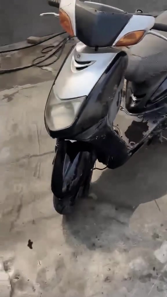 سلام عليكم درجه سكنس 110 سلف هندر مكينه خير من الله كهرباء شغاله أوراق كامله مكان بغداد الحسينية السعر 250 قفل رقم الهاتف ***********
