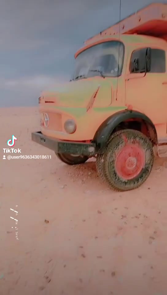 عاد نشر بل وعود لكاذبه سلام عليكم ابو ردين لبيع 6 طن مديل 1983 محرك مكفول سوبر صفر جاج.  كير  17   مكفول.     كسن شرط   حداديه بلاديه شاصي مدبول وما مكفول ولباقي كلا شرط رقم صلاح الدين منافيس مامتعهد  بل مداور ***********     *********** رقم راعيها  رميح مناع

نص مكتوب في الصور:
- ٢٠٢٤/١١/٢٢ ١٠:٣٤ ص