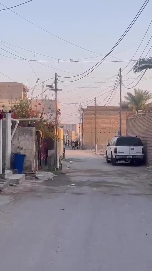 السلام عليكم قطعة أرض طابو زراعي باسمي سند 25البكرلي الرابعة خلف المسجد الها مدخلين واحد من مستشفى الكفيل والثاني من البكرلي 
200متر 
كاملة من مي ومجاري وكهرباء ومسيجة كاملة 
شارعها 8متر وتبليط اي سوأل *********** هاذا الرقم وبي واتساب

