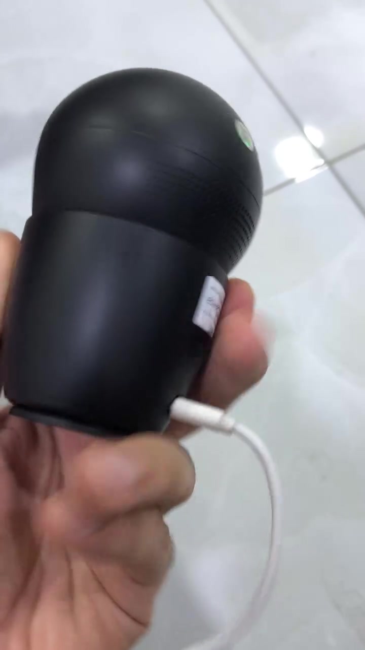 السلام عليكم 
كامرة D4 من شركة GZEview
نظافة 100% مع الفحص

- تصوير 24 ساعة 
- تحوي على حساس حركة وترسل اشعار للهاتف الخاص بك
- كاشف للصوت وللحركة 
- حركة 360 درجة مع امكانية التحكم بالامالة
- رؤية ليلة واضحة
- تصوير HD وتفاصيل واضحة
- صوت ثنائي الاتجاه امكانية التحدث والاستماع عن بعد
- تحكم ومراقبة عن بعد عن طريق الاجهزة والهاتف
- امكانية المشاهدة المباشرة وتشغيل تسجيلا فيديو والتقاط صور

سعرها بالموقع الاصلي 50$ أي بالعراقي 77 الف دينار عراقي 

السعر للبيع : 65 الف وبيها مجال بسيط
الرقم : ***********
🛑 (تواصل واتساب فقط)

