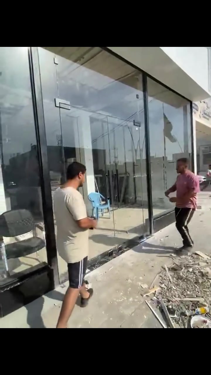 تم بحمد الله تنفيذ جميع اعمال الزجاج العادي والجي ستين المقطع تركي *********** / ***********
