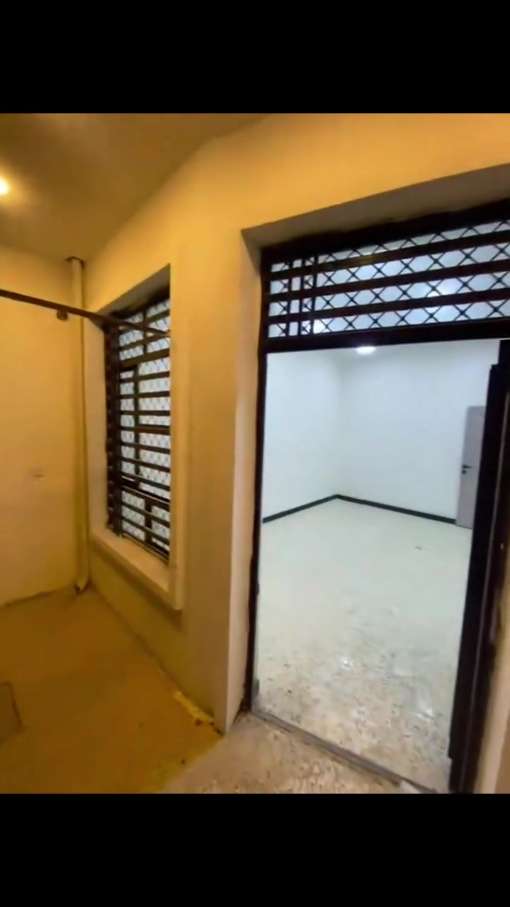 لايجار دار مساحه 100 متر. زيرو ممسكون
في المربع الاول زراعي ابو طياره يحتوي على غرفتين وصاله واستقبال ومطبخ وخدمات عدد 2 /
الايجار (600)
***********
رزان @إشارة
