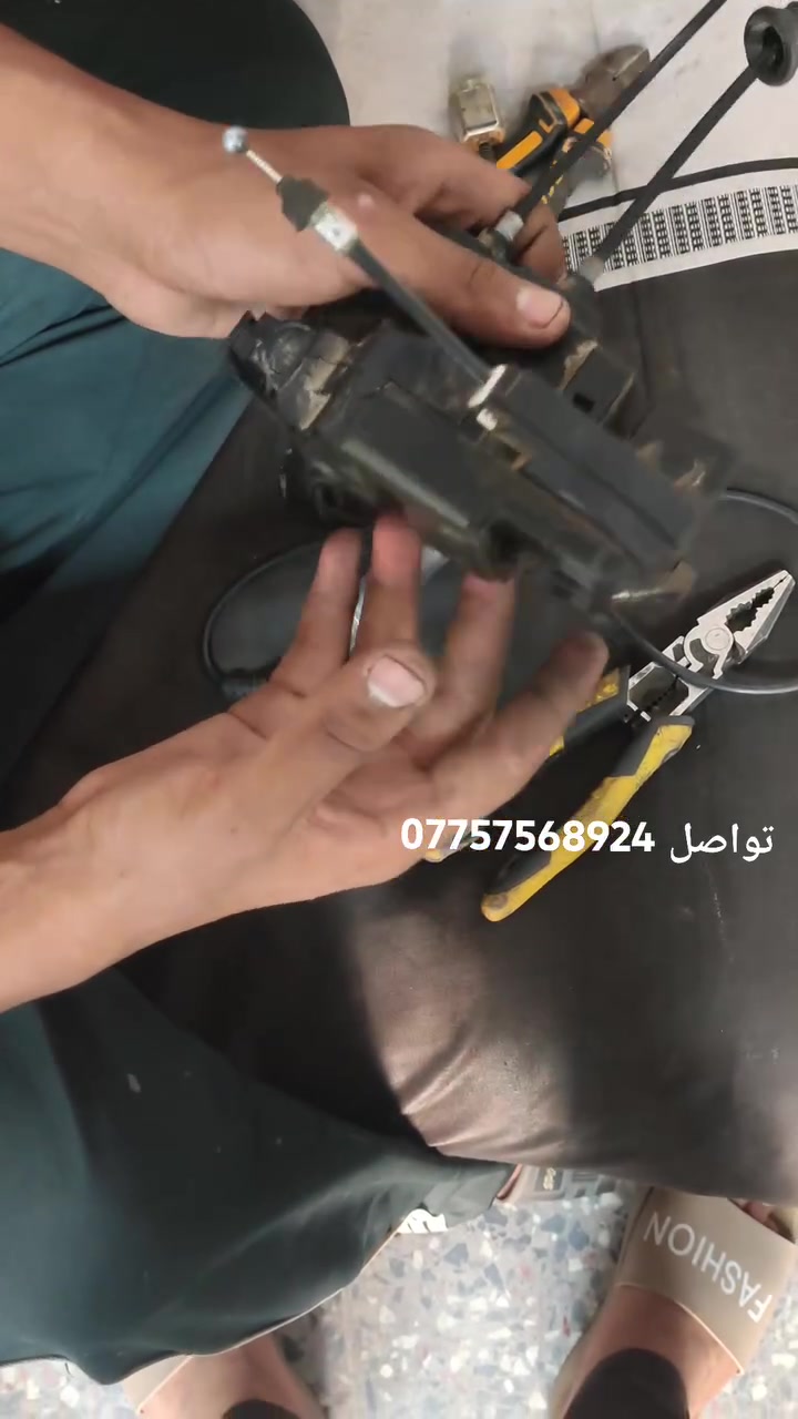 عنواني بغداد الامين الثانية شارع البانزين خانة رقمي ***********
