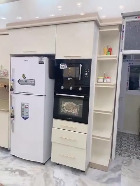 نعمل جميع مواد الالمنيوم بيبان شبابيك محجرات كاونترات نعمل تصليح الكاونترات ***********
