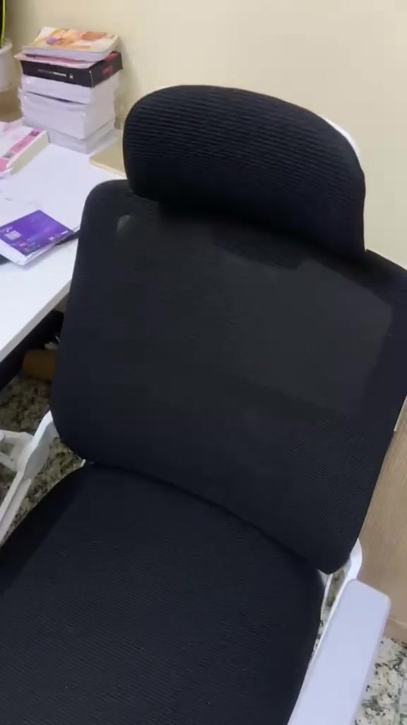 السلام عليكم
ميززز   كيمنك المميز   RGB  حرف  L 
كرسي  كيمنك   كلش مريح وطبي 

بسسس  ب ( 175 ) الف  ما تحصلو بهل جودة والنضافة < ميز + كرسي > 

1- ميز كيمنك لونه اسود كاربون فايبر بي اضاءه RGB على جوانب الميز حرف L 
 (طوله 140 ) ( عمقه 60 ) (ارتفاعه 70 ) 

2- كرسي كيمنك  طبي شبكي  كلش مريح 

فقط بــــ 175 الف 

للتواصل : *********** 
العنوان   :  بغداد
