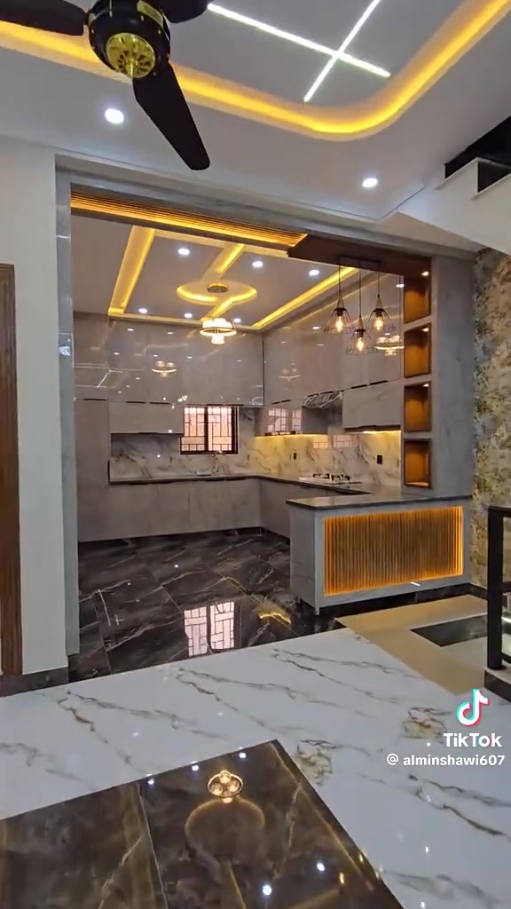 مكتب عقارات • كربلاء شارع ابوطالب • تصميم تنفيذ إشراف