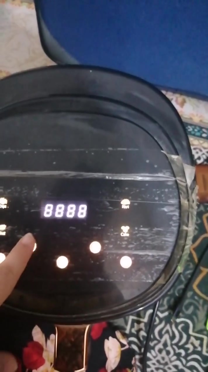 قلايه هوائيه نضيفه سعر ٤٥ الف بس مكانه ناصريه الإسكان الصناعي شارع الجامع الكبير *********** واتساب
