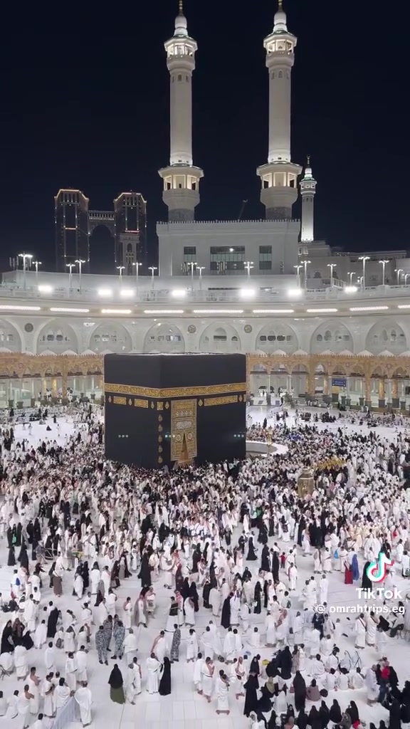 يعلن وكيل شركة صفوة البيت الحج والعمره عن برنامج العمرة بتاريخ 5/8/2026و 2026/8/10

▪️عمرة البــــــر 🚌
البرنامج الأقتصادي: بسعر 500 الف فقط
البرنامج يشمل جميع الخدمات 
بسعر 650الف فقط عراقي

🕌 السكن:
▪️ المدينة المنوّرة: سكن مركزي
▪️ مكة المكرّمة: محبس الجن
▪️3 وجبات طعام بوفيه مفتوح يوميه
▪️مبيت مزرعة في حائل مع وجبتين عشاء+افطار

🍽 الخدمات المشمولة:
✔️ تأشيرة العمرة
✔️ رسوم الهيئة
✔️ سكن مكة والمدينة
✔️ باصات حديثة 🚌
✔️ هدايا لمعتمر 🎒
✔️ ارشاد ديني يرافق الحملة
✔️ مزارات مكة والمدينة،🕋🕌
✔️ تنظيم مميز ومتابعة مستمرة
 

📍العنوان: سبع البور/ مقابل شارع السوداني 
للاتصال / ***********
