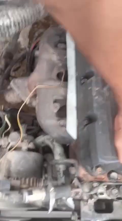 السلام عليكم شباب موجود ماكينه وقير بسته تحويره كامله مكينه نظيفات جدا مكانه بغداد سعر الماكينه صور قات ماكينه وقير كامله ***********

