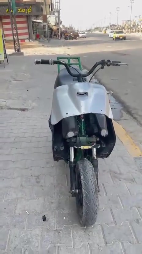 سلام عليكم شابا دراجه فراشه حربيه مكفولا من سرقه من كلشي مكينه بلاديه ما مفتوحه شوفت عينك كدام عينك هاي دراجه مكفولا لبيع ولمراوسه بماكس وهاذ رقمي  ***********
