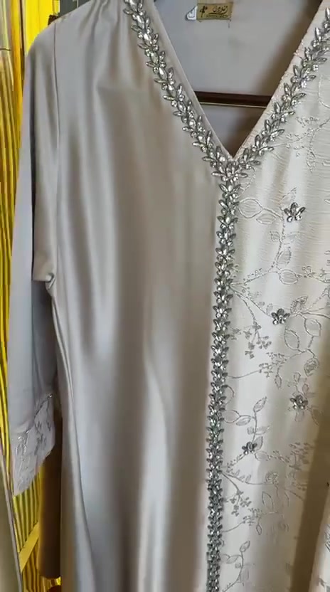 ✨ حصريات  الودق✨

 سـعـر الـقطعة.. 35الـف✨
قياسات:
L..XL..2XL..3XL
الـخـامـة :   درجـة اولى 
 
تـوصـيـل بغداد 5 الاف ✨
محافظات 5 الاف ✨

للتواصل عبر الواتساب

***********🫶

