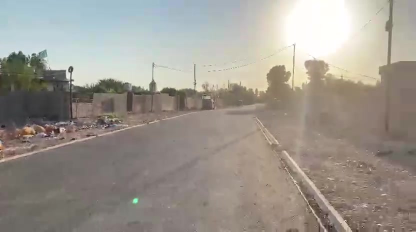 بيت البيع مساحه 750 الستقبال 10 في 5 مطبخ 5في 5 صله 10 في 5 قرف نوم 2 6 في 4ونص عنوان  الحسنيه المعامل قرب معمل بغداد رقم اتصل ***********
